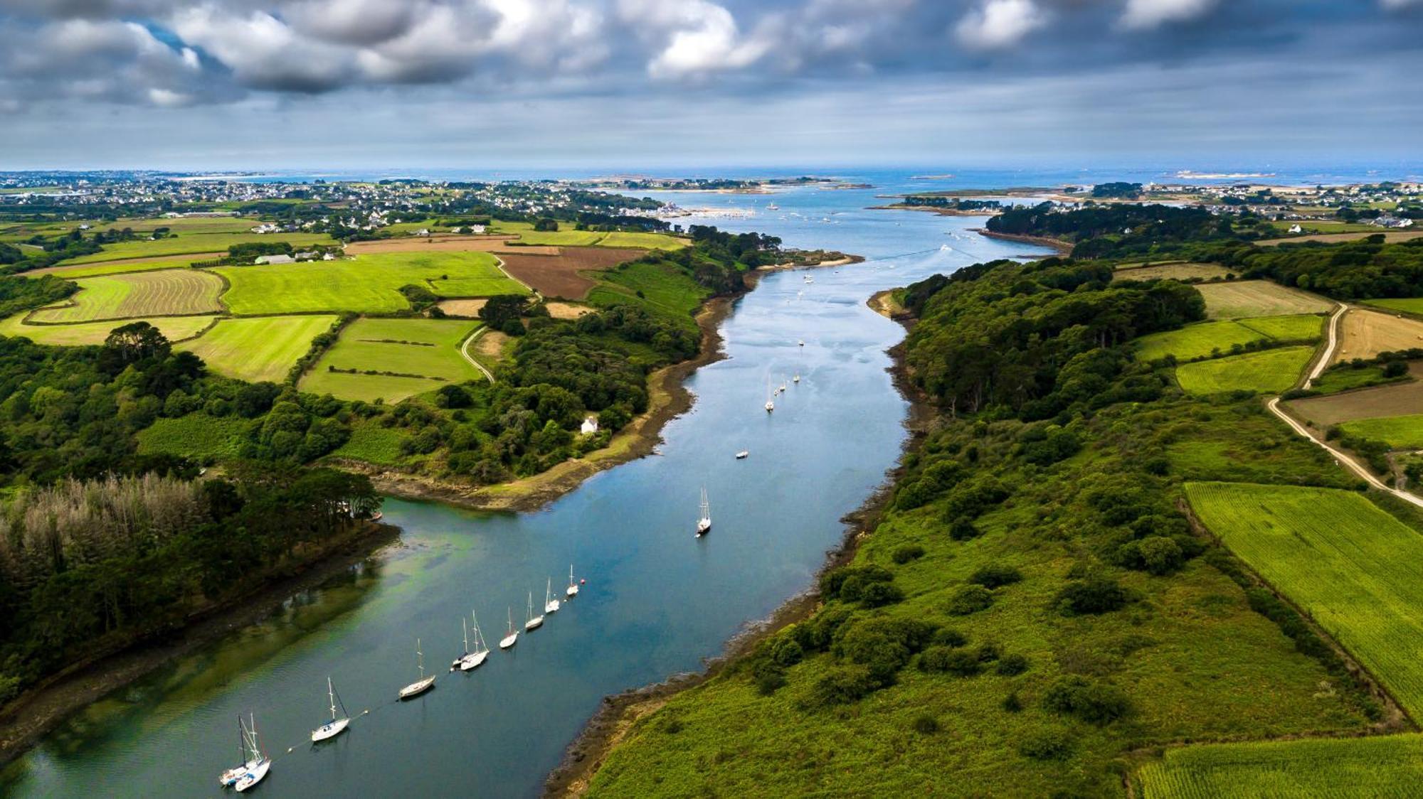Gwel Ar Mor - Jolie Maison De Charme Renovee Proche Du Port Lanildut Bagian luar foto